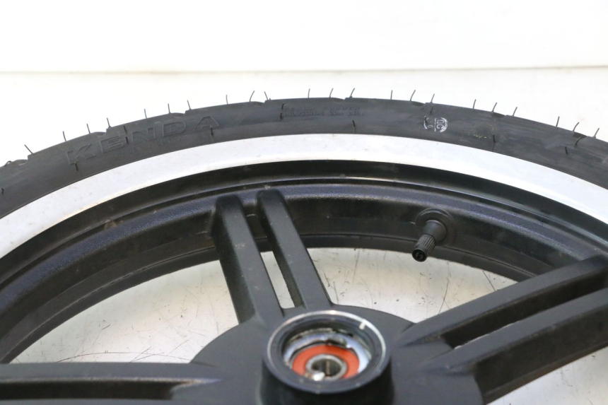 photo de VORDERRADFELGE UND REIFEN KYMCO AGILITY CITY 16P 125 (2015 - 2024) - Geprüftes Gebrauchtteil