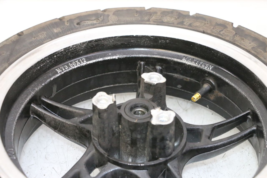 photo de VORDERRAD UND REIFEN MASH BIBOP 2T 50 (2013 - 2018) - Zoom auf Gebrauchszustand