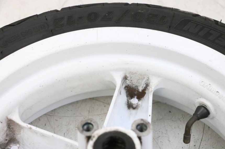 photo de VORDERRADFELGE UND REIFEN MBK BOOSTER SPIRIT NAKED 50 (2004 - 2017) - Oberflächenzustand und Material