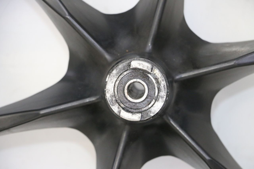 photo de VORDERRADFELGE UND REIFEN SUZUKI BURGMAN 125 (2007 - 2014) - Weitere Ansicht des Artikels