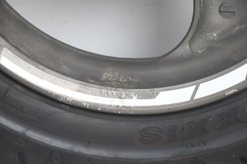 photo de VORDERRADFELGE UND REIFEN TGB CITY RS 50 (2011 - 2016) - Zoom auf Komponenten