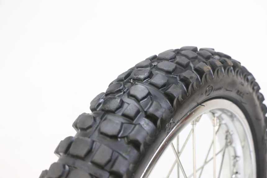 photo de VORDERRADFELGE UND REIFEN HONDA CRF-F CRF F 110 (2019 - 2022) - Zoom auf Gebrauchszustand