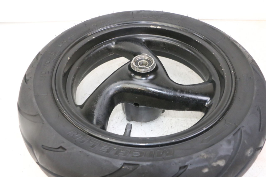 photo de VORDERRADFELGE UND REIFEN PEUGEOT ELYSTAR 50 (2002 - 2014) - Technische Nahaufnahme