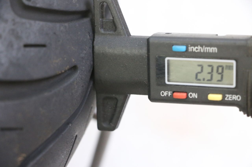 photo de VORDERRADFELGE UND REIFEN SYM FIDDLE 3 III 50 (2014 - 2020) - Detailansicht des Bauteils