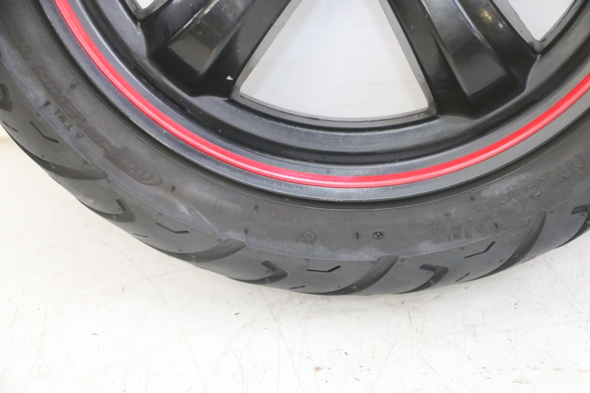 photo de VORDERRADFELGE UND REIFEN SYM FIDDLE 3 III 50 (2014 - 2020) - Zoom auf Komponenten