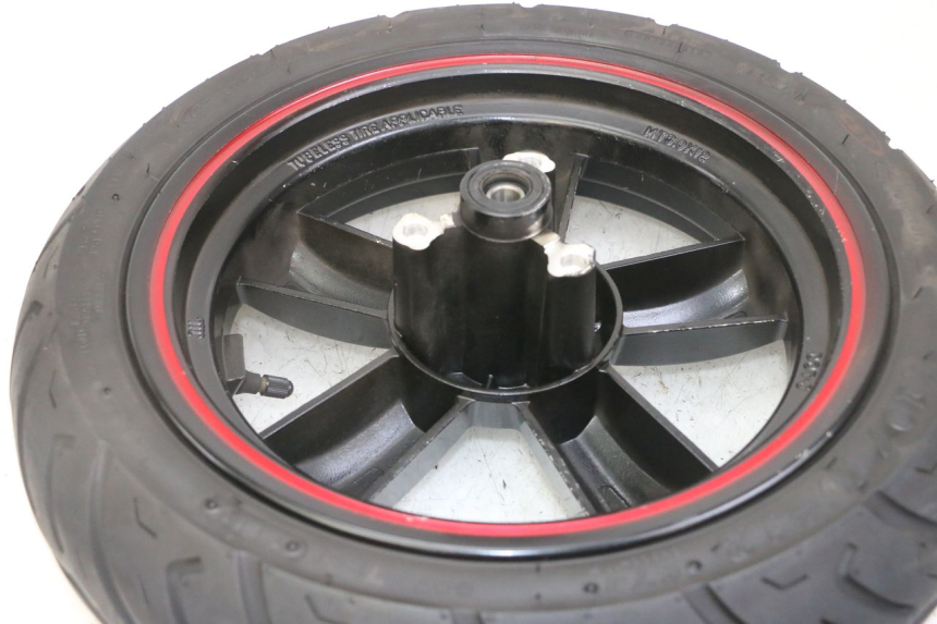 photo de VORDERRADFELGE UND REIFEN SYM FIDDLE 3 III 50 (2014 - 2020) - Zoom auf Gebrauchszustand