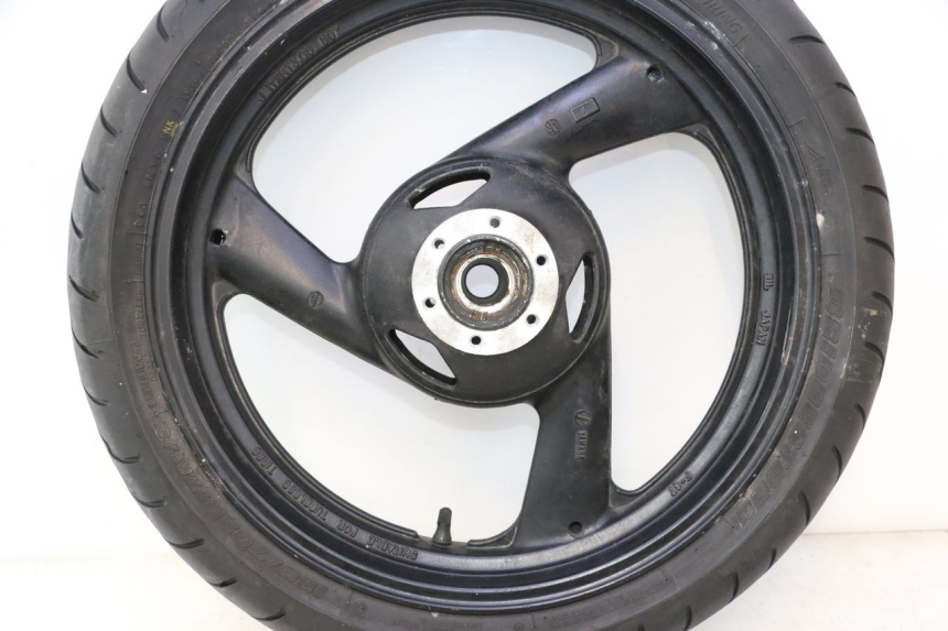 photo de VORDERRADFELGE UND REIFEN YAMAHA FZS FAZER 600 (2001 - 2003) - Ergänzendes Produktfoto