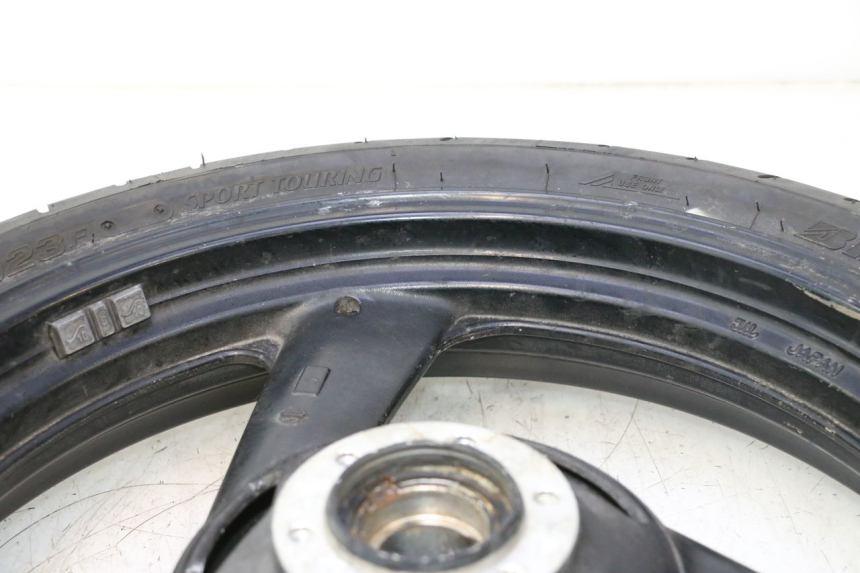 photo de VORDERRADFELGE UND REIFEN YAMAHA FZS FAZER 600 (2001 - 2003) - Geprüftes Gebrauchtteil