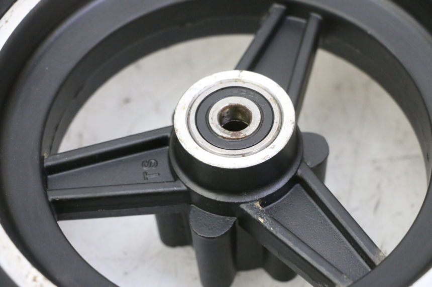 photo de VORDERRADFELGE UND REIFEN HITWAY H5 1 - Weitere Ansicht des Artikels