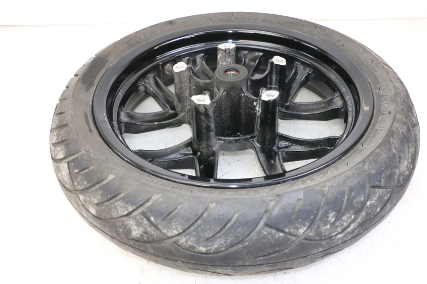 photo de VORDERRADFELGE UND REIFEN SYM JOYMAX 125 (2010 - 2017) - Technische Nahaufnahme