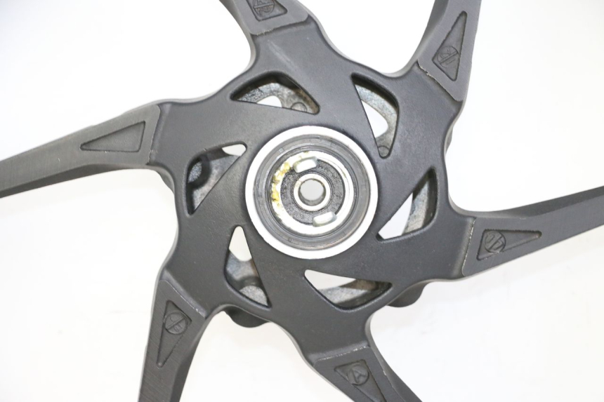 photo de VORDERRADFELGE UND REIFEN KIDEN KD125-G 125 (2018 - 2022) - Weitere Ansicht des Artikels