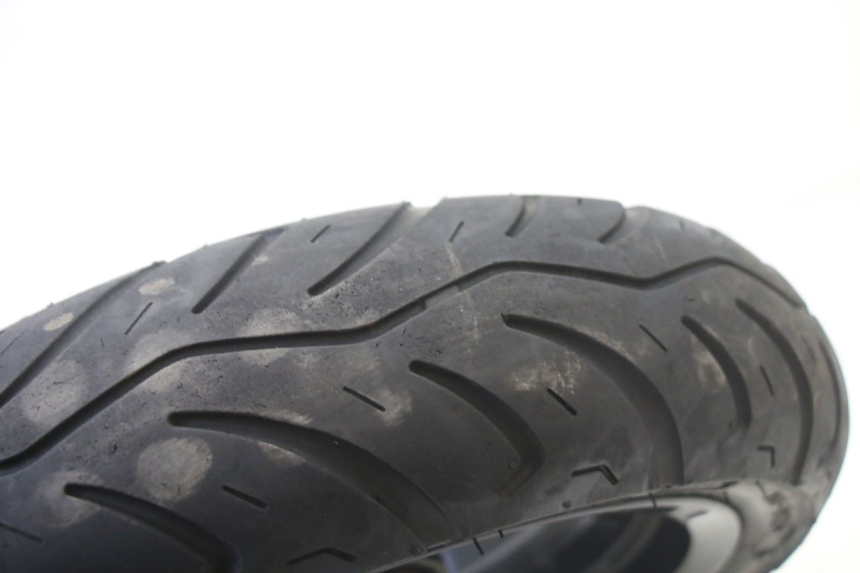 photo de VORDERRAD UND REIFEN PEUGEOT KISBEE 2T 50 (2010 - 2017) - Zoom auf Komponenten