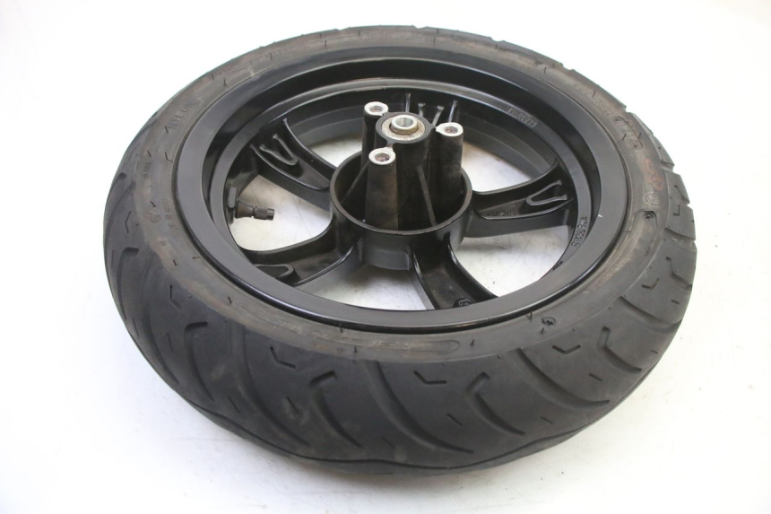 photo de VORDERRAD UND REIFEN PEUGEOT KISBEE 2T 50 (2010 - 2017) - Details der Befestigungspunkte