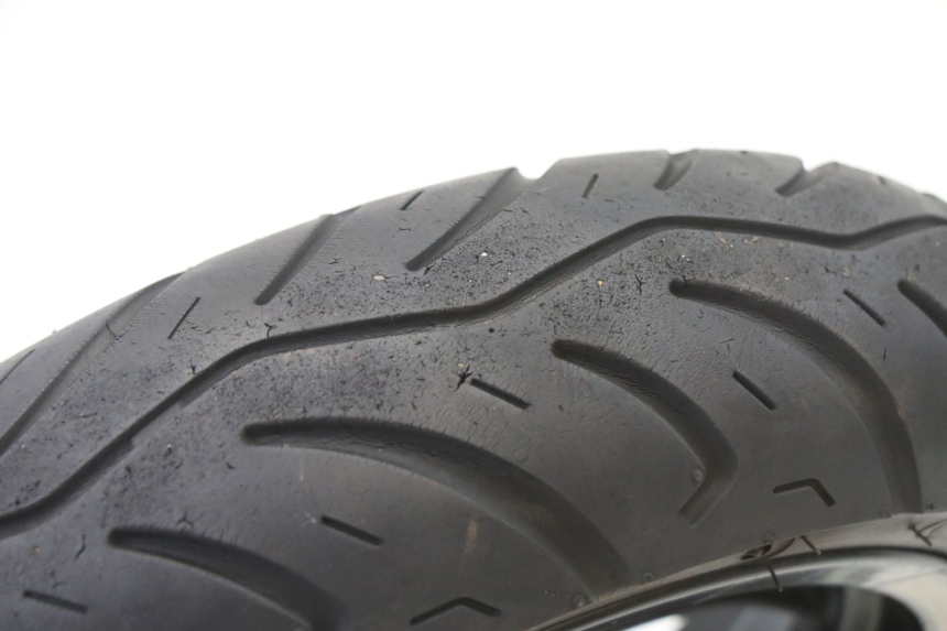 photo de VORDERRADFELGE UND REIFEN PEUGEOT KISBEE 4T 50 (2018 - 2022) - Charakteristische Merkmale