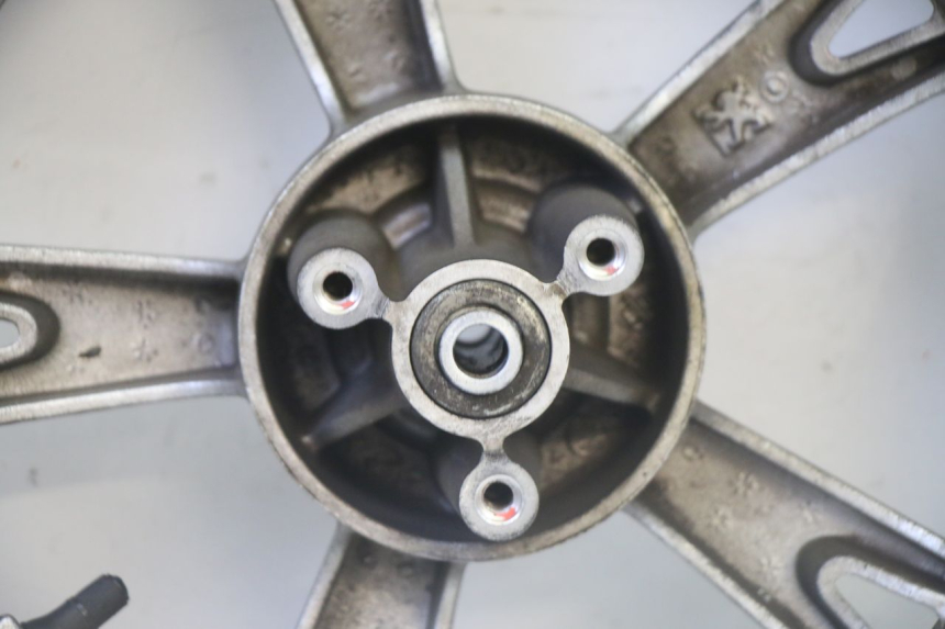 photo de VORDERRADFELGE UND REIFEN PEUGEOT KISBEE 4T 50 (2018 - 2022) - Geprüftes Gebrauchtteil