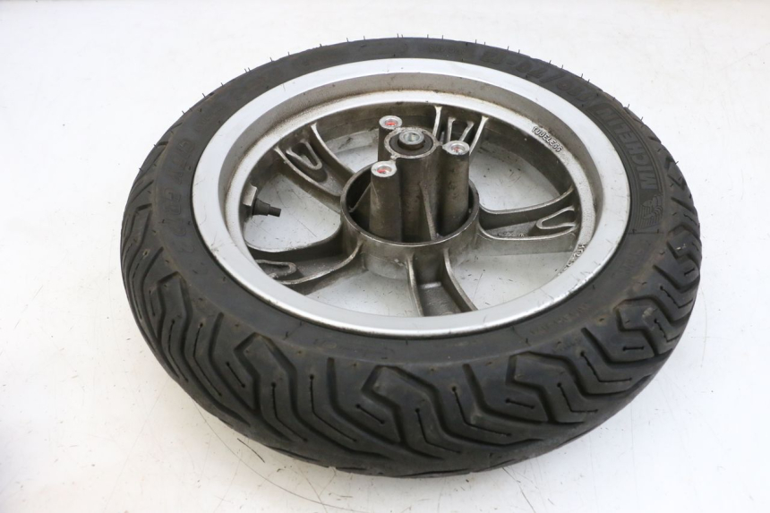 photo de VORDERRADFELGE UND REIFEN PEUGEOT KISBEE 4T 50 (2010 - 2017) - Alternative Perspektive