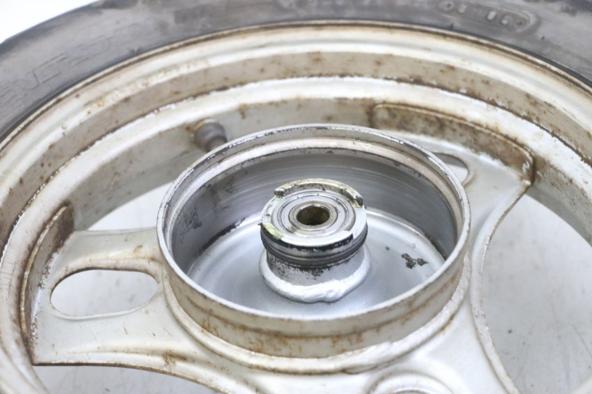 photo de VORDERRADFELGE UND REIFEN PEUGEOT LUDIX ONE 50 (2005 - 2008) - Alternative Perspektive