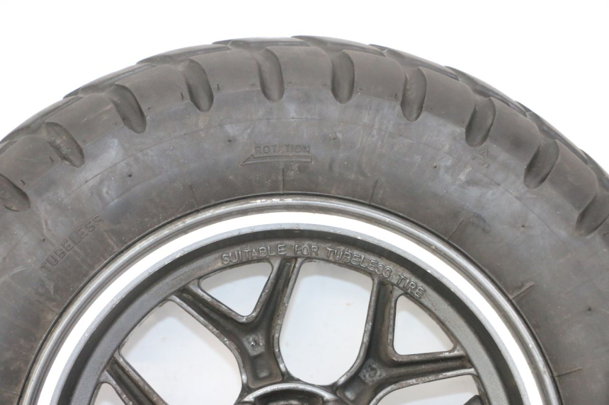 photo de VORDERRADFELGE UND REIFEN MBK BOOSTER SPIRIT NAKED 50 (2004 - 2017) - Oberflächenzustand und Material