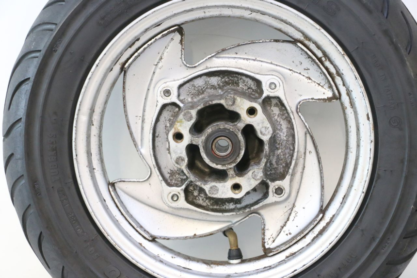 photo de VORDERRADFELGE UND REIFEN SYM MIO 50 (2005 - 2010) - Oberflächenzustand und Material