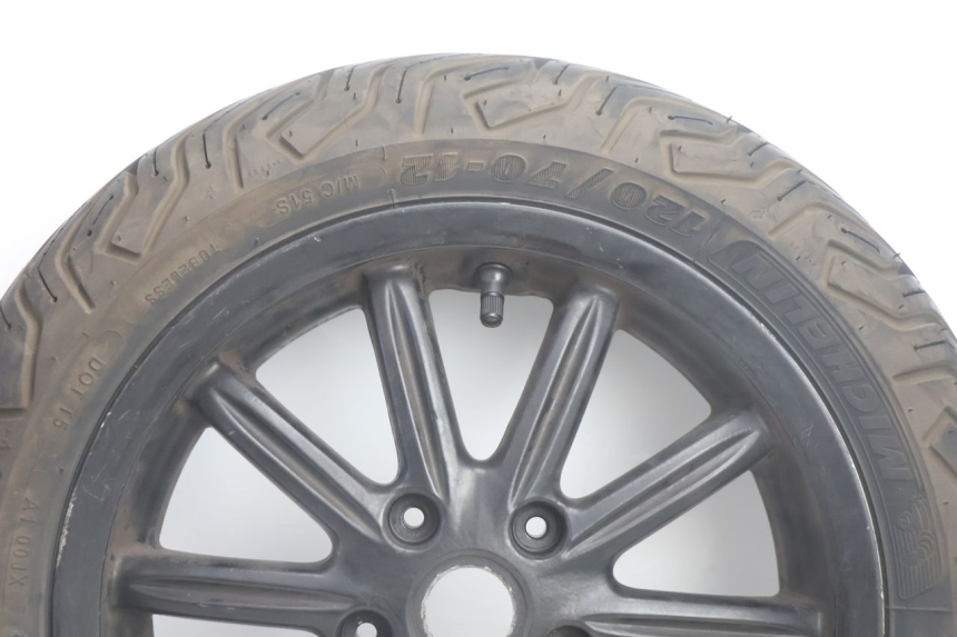 photo de VORDERRADFELGE UND REIFEN PIAGGIO MP3 500 (2011 - 2015) - Detailansicht des Bauteils