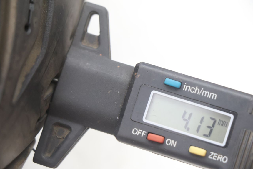 photo de VORDERRADFELGE UND REIFEN PIAGGIO MP3 500 (2011 - 2015) - Detaillierte Sichtprüfung