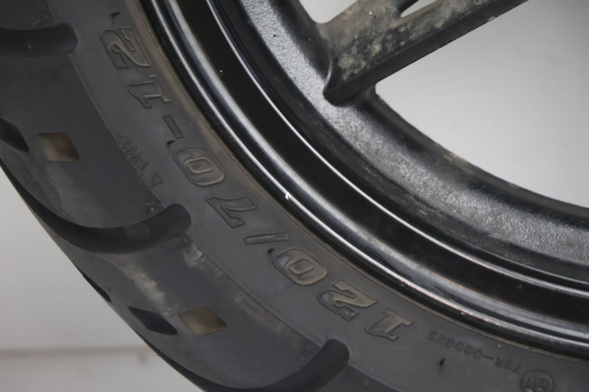 photo de VORDERRADFELGE UND REIFEN IMF INDUSTRIE NEW PACH 2T 50 (2014 - 2020) - Details der Befestigungspunkte