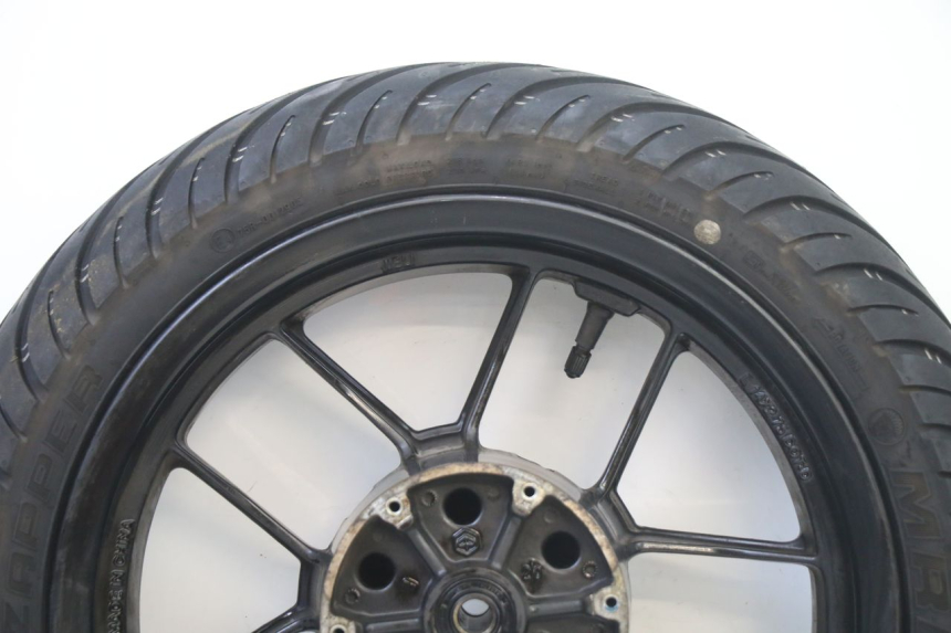 photo de VORDERRADFELGE UND REIFEN PIAGGIO NEW TYPHOON 50 (2018 - 2021) - Oberflächenzustand und Material