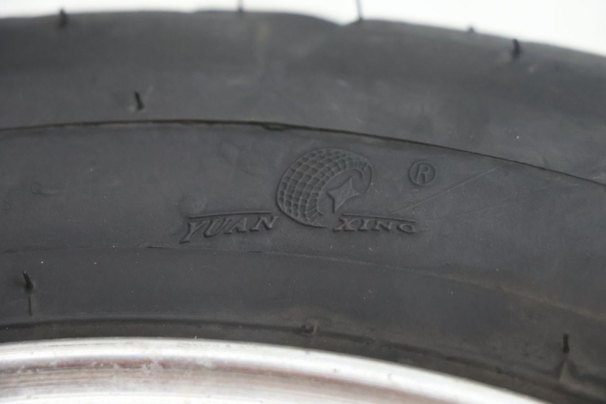 photo de VORDERRADFELGE UND REIFEN JM MOTORS OLDIES 4T 50 (2020 - 2026) - Zoom auf Komponenten