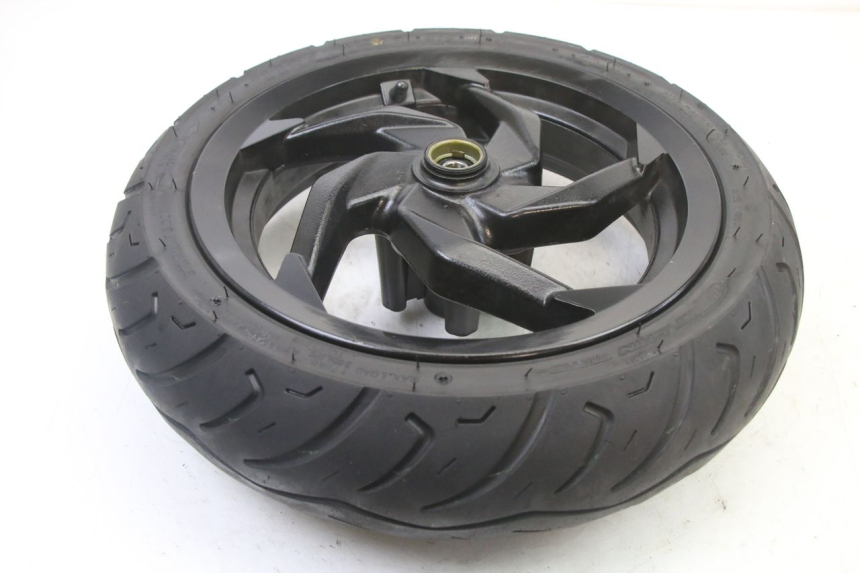 photo de VORDERRADFELGE UND REIFEN SYM ORBIT III 3 4T 50 (2021 - 2025) - Detailansicht des Bauteils