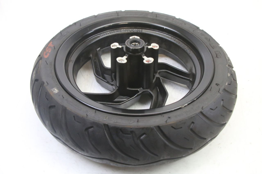 photo de VORDERRADFELGE UND REIFEN SYM ORBIT III 3 4T 50 (2021 - 2025) - Details der Befestigungspunkte