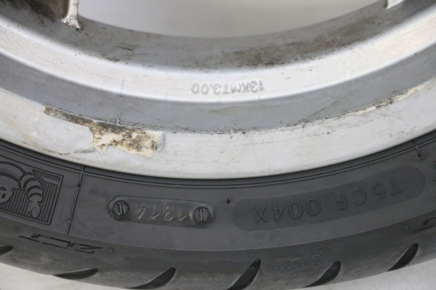 photo de VORDERRADFELGE UND REIFEN PEUGEOT CITYSTAR 125 (2011 - 2017) - Zoom auf Komponenten