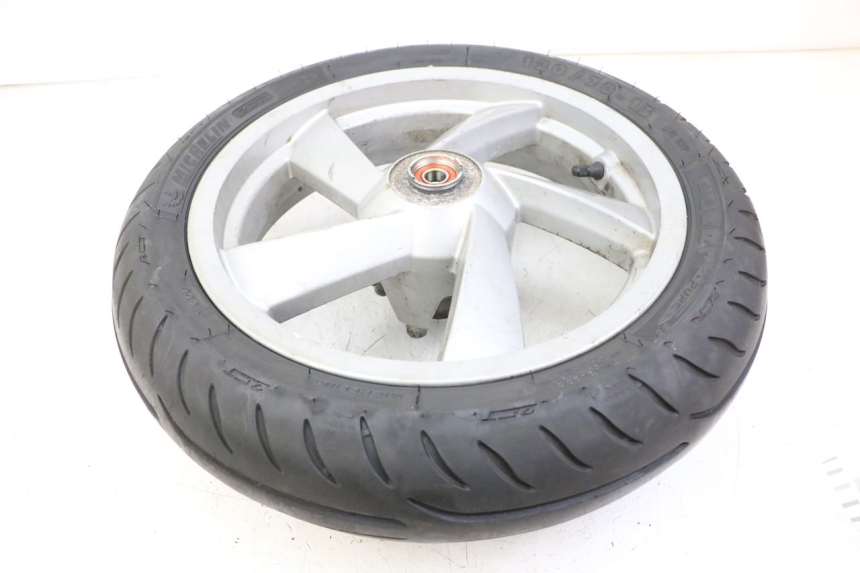 photo de VORDERRADFELGE UND REIFEN PEUGEOT CITYSTAR 125 (2011 - 2017) - Alternative Perspektive