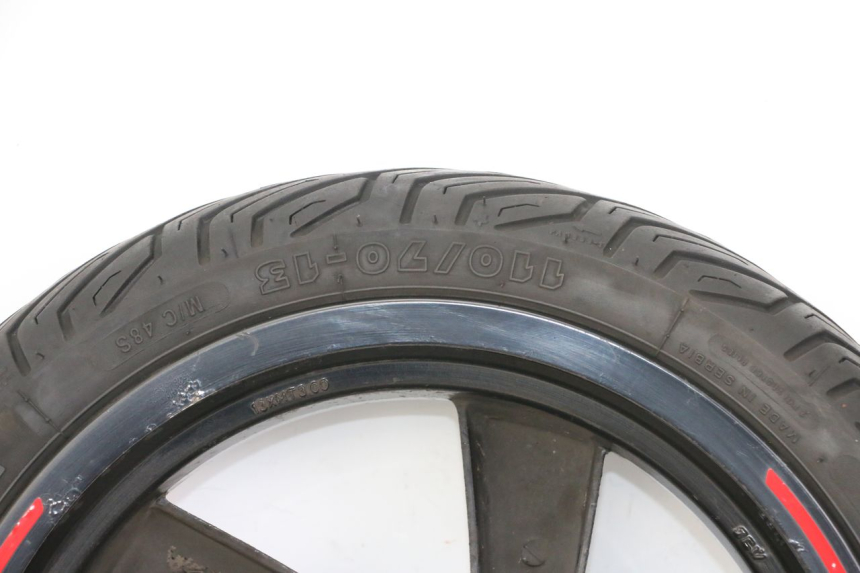 photo de VORDERRADFELGE UND REIFEN PEUGEOT CITYSTAR 2T 50 (2018 - 2021) - Charakteristische Merkmale