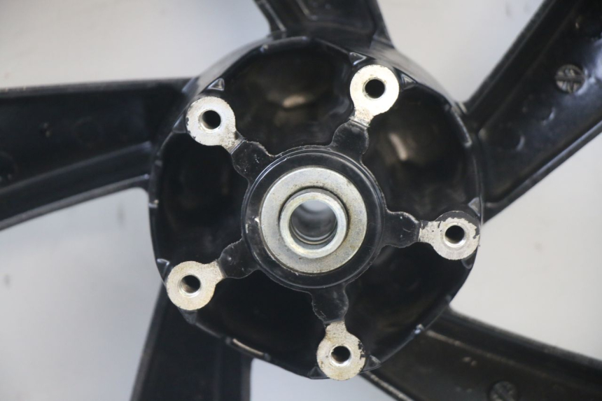 photo de VORDERRADFELGE UND REIFEN PEUGEOT CITYSTAR 2T 50 (2018 - 2021) - Zoom auf Komponenten