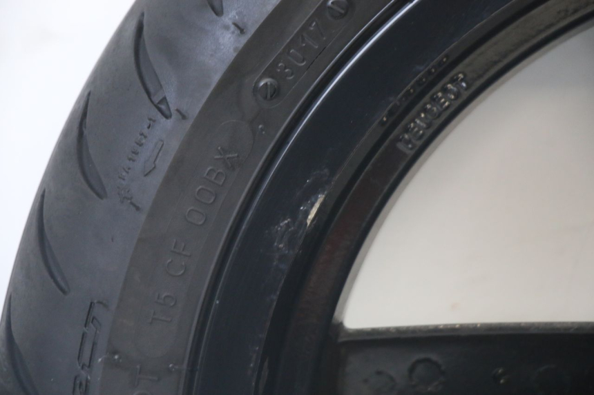 photo de VORDERRADFELGE UND REIFEN PEUGEOT CITYSTAR 2T 50 (2018 - 2021) - Kennzeichnungen und Originalreferenzen