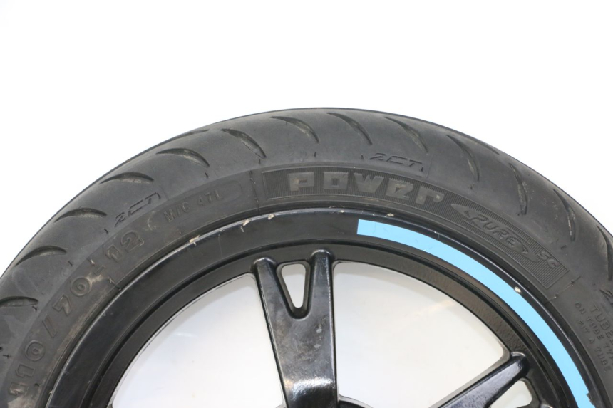 photo de VORDERRADFELGE UND REIFEN PEUGEOT KISBEE 4T 50 (2018 - 2022) - Geprüftes Gebrauchtteil