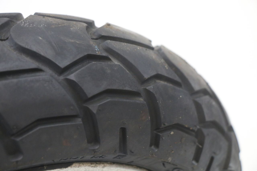 photo de VORDERRADFELGE UND REIFEN PEUGEOT SPEEDFIGHT 3 LC 2T 50 (2009 - 2015) - Zoom auf Komponenten