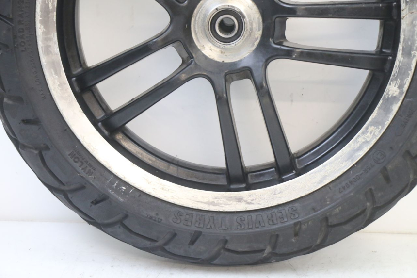 photo de VORDERRADFELGE UND REIFEN PEUGEOT SPEEDFIGHT 3 LC 2T 50 (2009 - 2015) - Alternative Perspektive