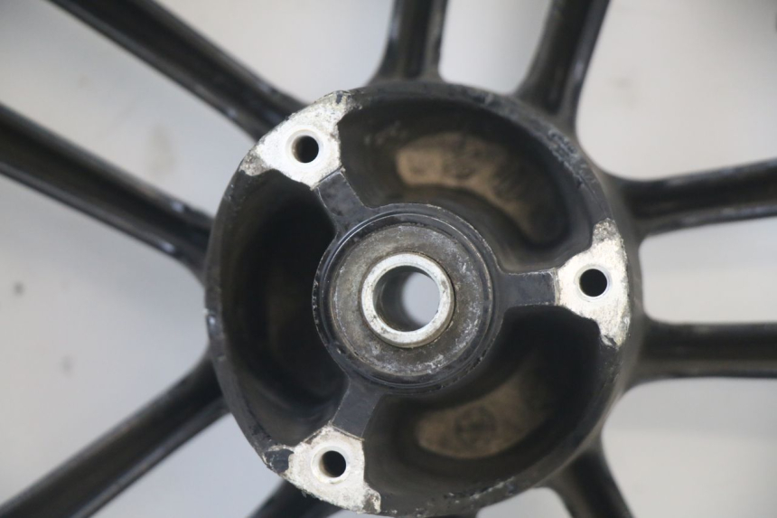 photo de VORDERRADFELGE UND REIFEN PEUGEOT SPEEDFIGHT 3 LC 2T 50 (2009 - 2015) - Kennzeichnungen und Originalreferenzen