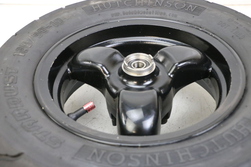 photo de VORDERRADFELGE UND REIFEN PEUGEOT TKR TREKKER FURIOUS 50 (2005 - 2014) - Alternative Perspektive