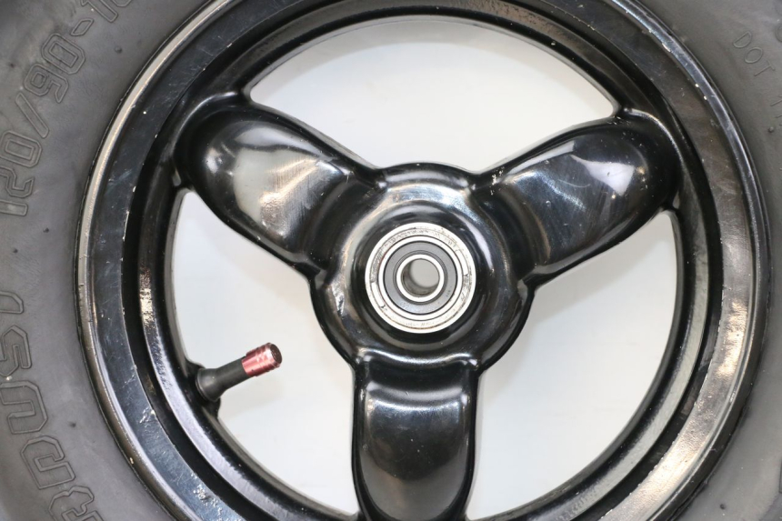 photo de VORDERRADFELGE UND REIFEN PEUGEOT TKR TREKKER FURIOUS 50 (2005 - 2014) - Geprüftes Gebrauchtteil