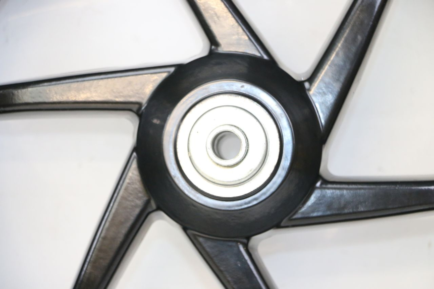 photo de VORDERRADFELGE UND REIFEN PIAGGIO NRG POWER PUREJET 50 (2018 - 2021) - Weitere Ansicht des Artikels