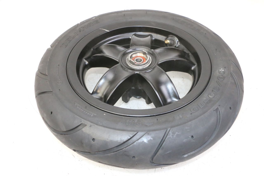 photo de VORDERRADFELGE UND REIFEN PIAGGIO ZIP 4T 50 (2018 - 2020) - Technische Nahaufnahme