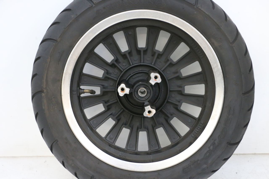 photo de VORDERRADFELGE UND REIFEN EFUN PUSA 1 - Kennzeichnungen und Originalreferenzen