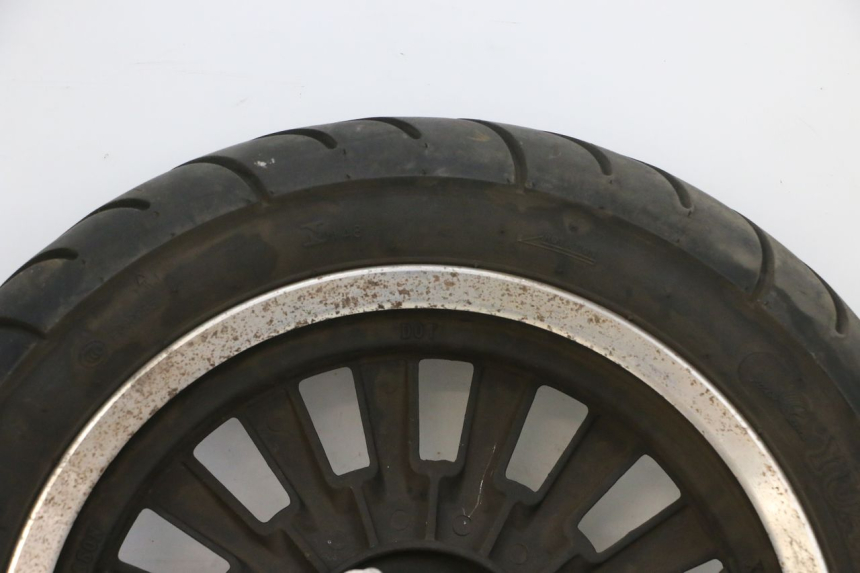 photo de VORDERRADFELGE UND REIFEN EFUN PUSA 1 - Zoom auf Komponenten