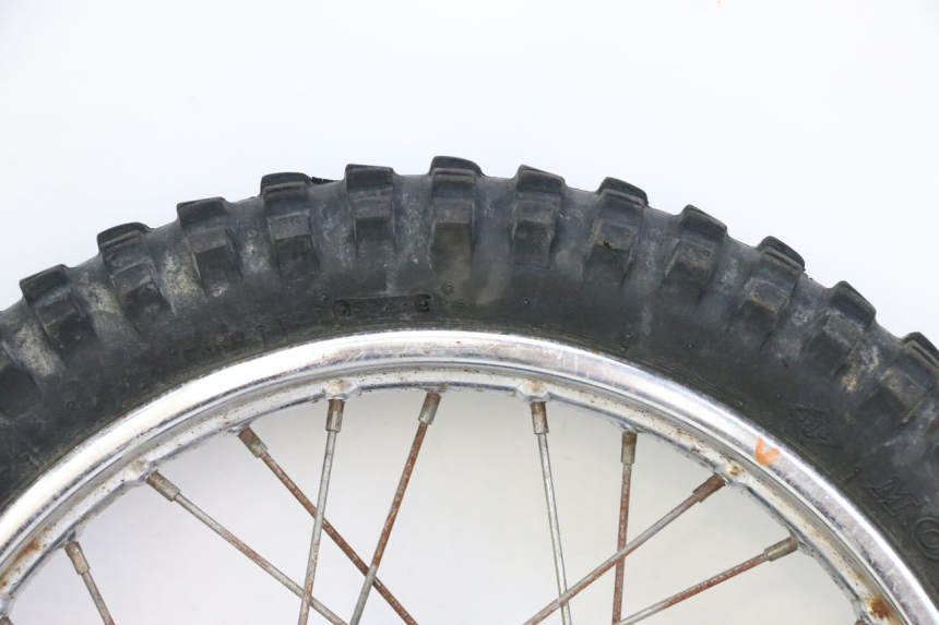 photo de VORDERRADFELGE UND REIFEN YAMAHA PW 80 (1983 - 2014) - Zoom auf Komponenten