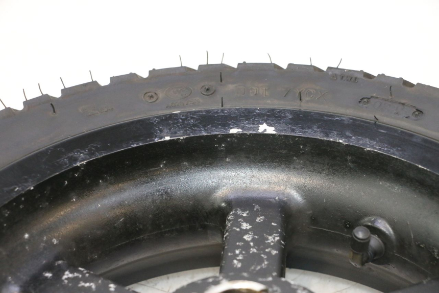 photo de VORDERRADFELGE UND REIFEN RIDE RACE GT 2T 50 (2012 - 2017) - Details der Befestigungspunkte