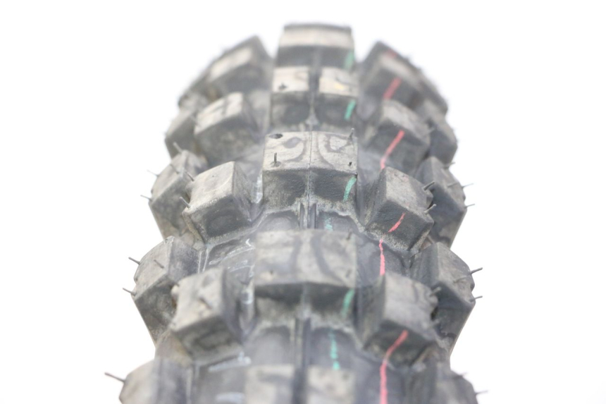 photo de VORDERRADFELGE UND REIFEN APOLLO RFZ 125 - Zoom auf Gebrauchszustand