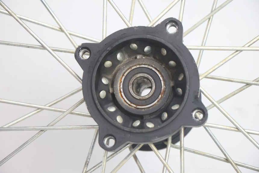 photo de VORDERRADFELGE UND REIFEN APOLLO RFZ 125 - Weitere Ansicht des Artikels