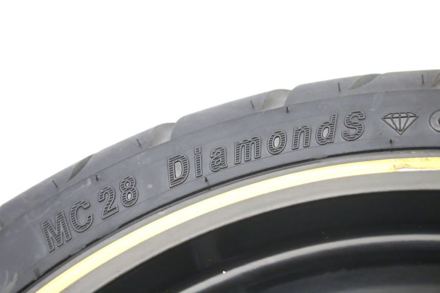 photo de VORDERRADFELGE UND REIFEN GILERA RUNNER SP 50 (2006 - 2008) - Weitere Ansicht des Artikels